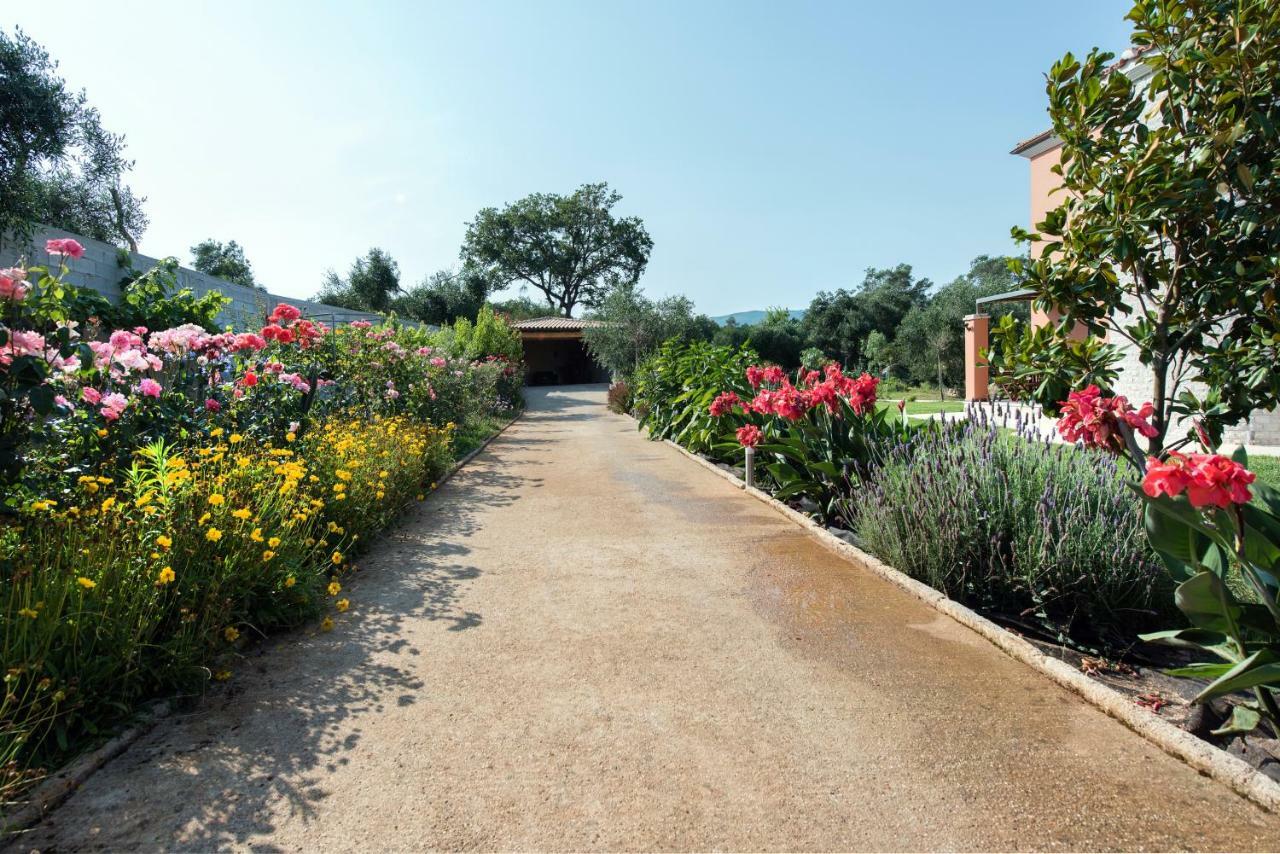 Girasole Villa Limni  외부 사진